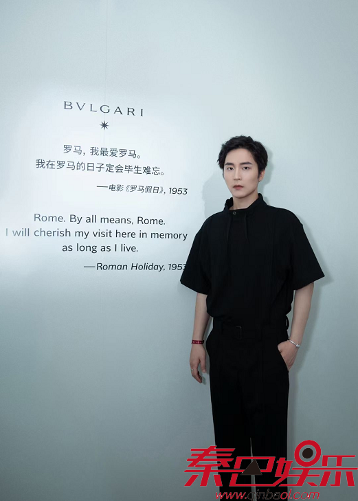 叶子宸受邀参加宝格丽意游未尽巡展 初遇罗马共赴魅力之约